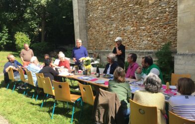 Le repas convivial de mi-chantier Ré-Jouy Toit 2